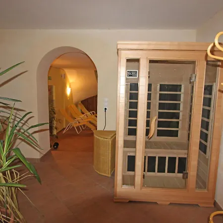 Appartement Cozy In Laengenfeld With Sauna Huben (Imst)