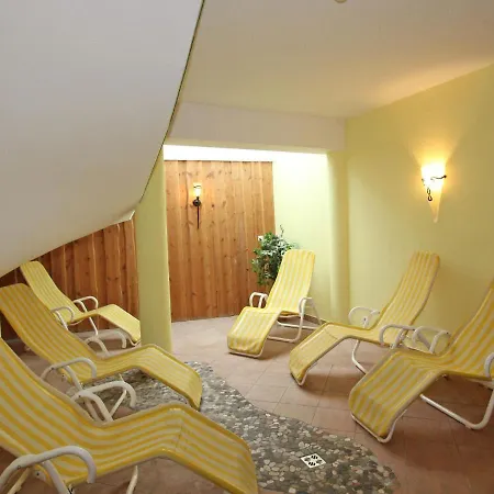 Cozy In Laengenfeld With Sauna